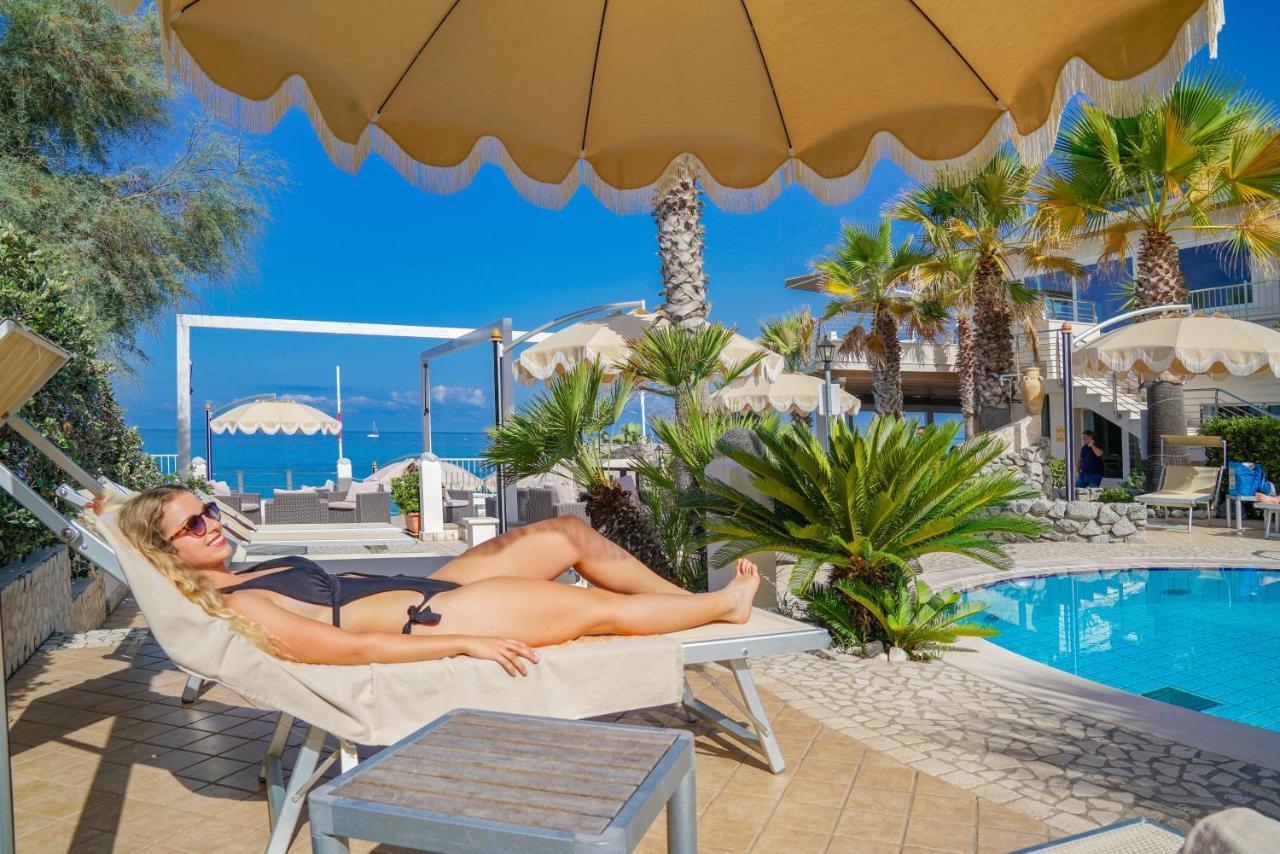 Baia Del Godano Resort & Spa كابو فاتيكانو المظهر الخارجي الصورة