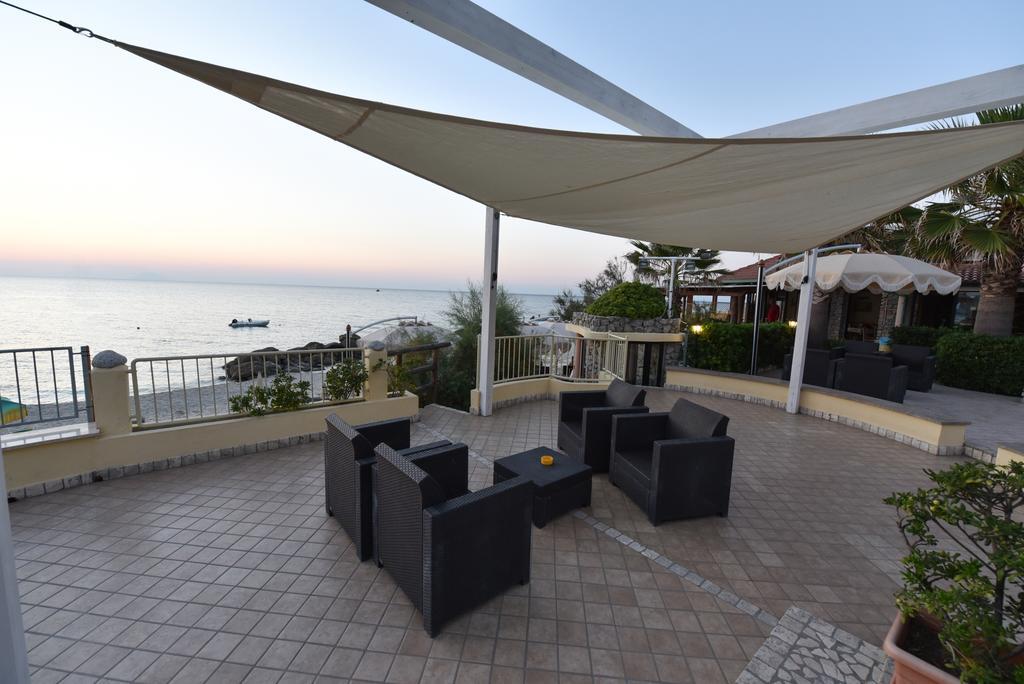Baia Del Godano Resort & Spa كابو فاتيكانو المظهر الخارجي الصورة