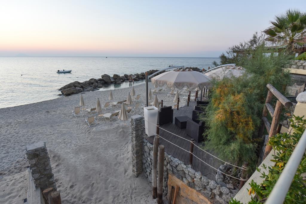 Baia Del Godano Resort & Spa كابو فاتيكانو المظهر الخارجي الصورة