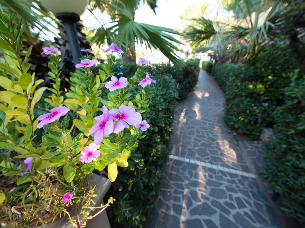 Baia Del Godano Resort & Spa كابو فاتيكانو المظهر الخارجي الصورة
