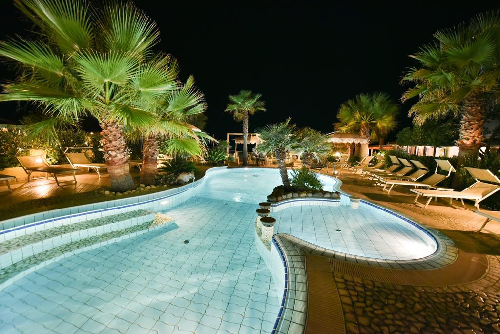 Baia Del Godano Resort & Spa كابو فاتيكانو المظهر الخارجي الصورة